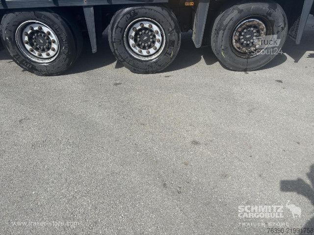 Avoin puoliperävaunu pressulla Schmitz Cargobull Semitrailer Curtainsider Mega