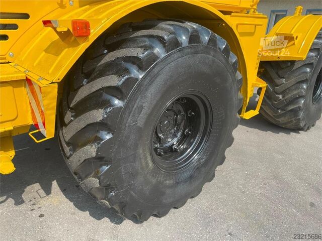 Kirovets K 701 V12 Kirovets K 701 V12