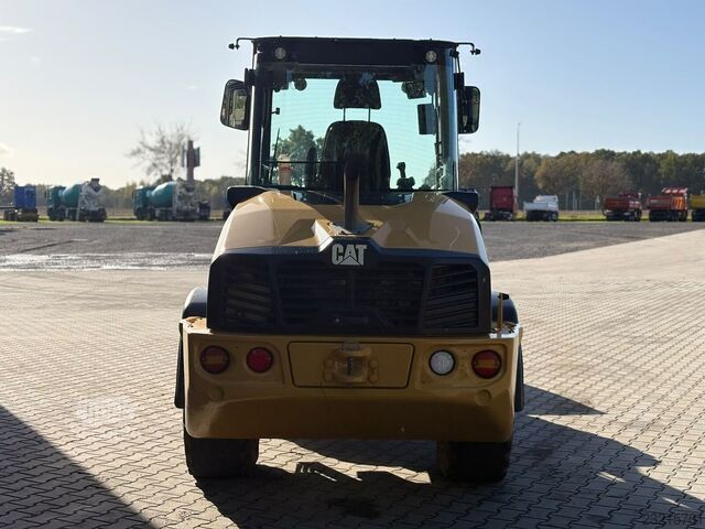 Caterpillar 908M ŁADOWARKA KOŁOWA Caterpillar 908M ŁADOWARKA KOŁOWA