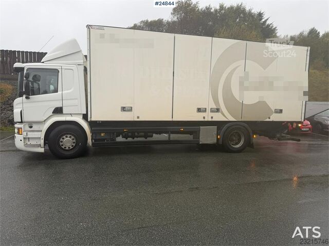 Scania P280 Φορτηγό με κιβώτιο (box truck) με πλήρες άνοιγμα πλευράς και υδραυλική ράμπα φόρτωσης (t Scania P280 Box truck with full side opening and tail lif