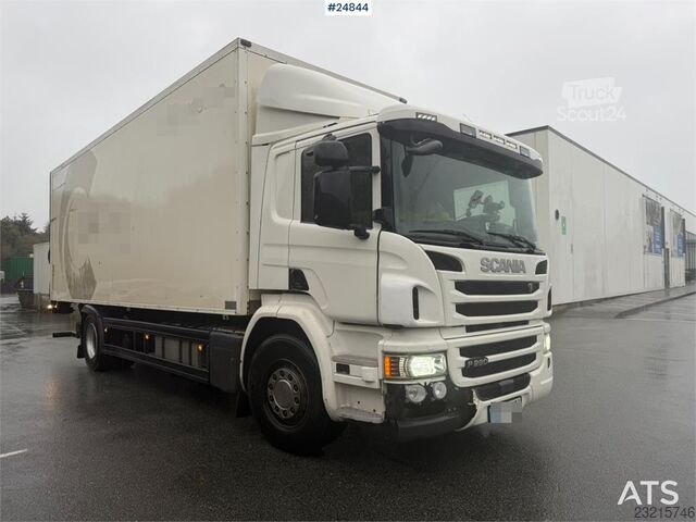 Scania P280 Φορτηγό με κιβώτιο (box truck) με πλήρες άνοιγμα πλευράς και υδραυλική ράμπα φόρτωσης (t Scania P280 Box truck with full side opening and tail lif