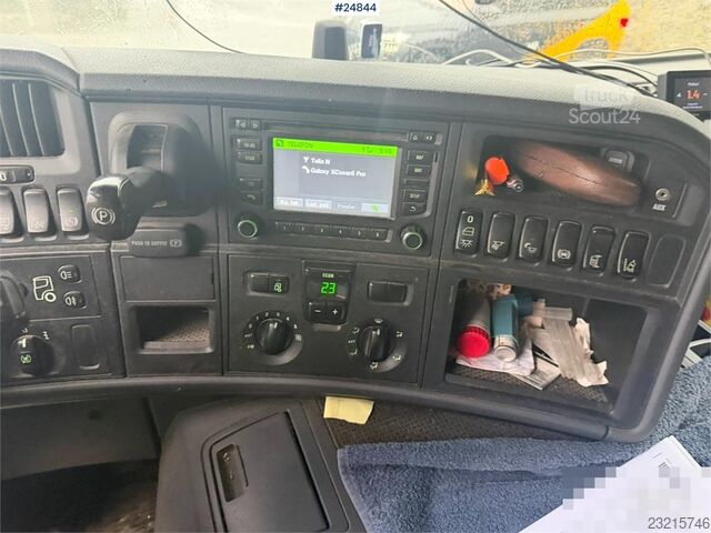 Scania P280 Φορτηγό με κιβώτιο (box truck) με πλήρες άνοιγμα πλευράς και υδραυλική ράμπα φόρτωσης (t Scania P280 Box truck with full side opening and tail lif