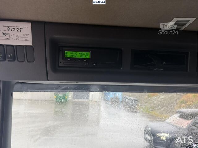 Scania P280 Φορτηγό με κιβώτιο (box truck) με πλήρες άνοιγμα πλευράς και υδραυλική ράμπα φόρτωσης (t Scania P280 Box truck with full side opening and tail lif