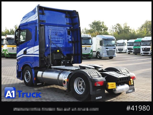 Standartinis vilkikas IVECO S-Way, LNG, Gas, Navi Intarder
