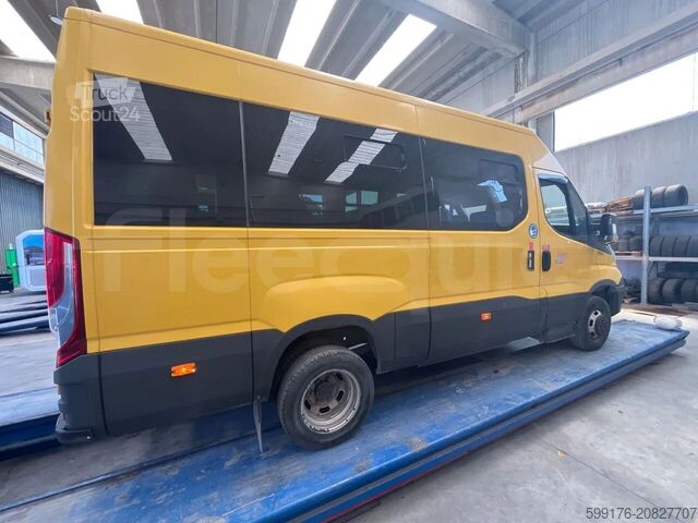 Autobus linee interurbane IVECO Daily 50C14N