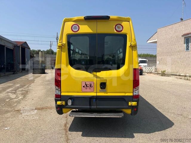 IVECO Daily school bus IVECO Daily