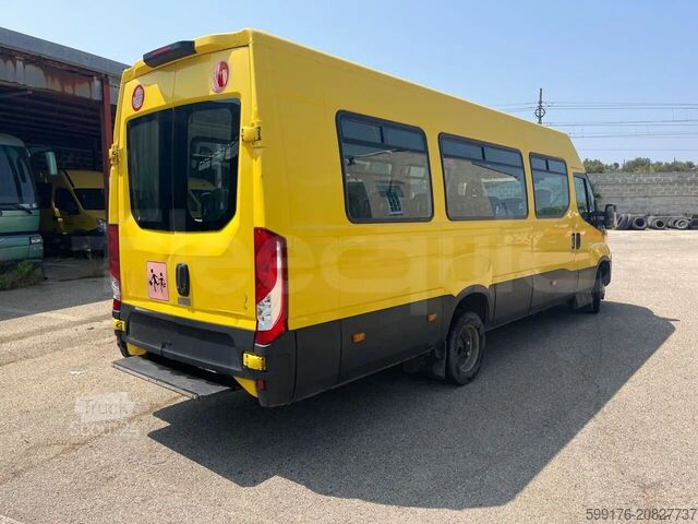 IVECO Daily school bus IVECO Daily