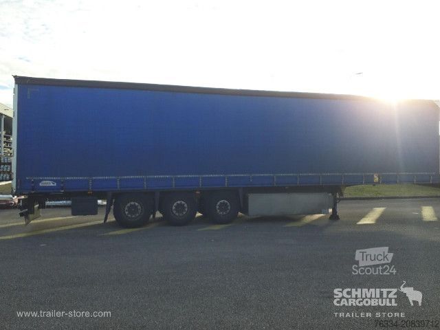 Nyitott ponyvás félpótkocsi Schmitz Cargobull Semitrailer Curtainsider Standard