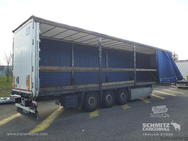 Nyitott ponyvás félpótkocsi Schmitz Cargobull Semitrailer Curtainsider Standard