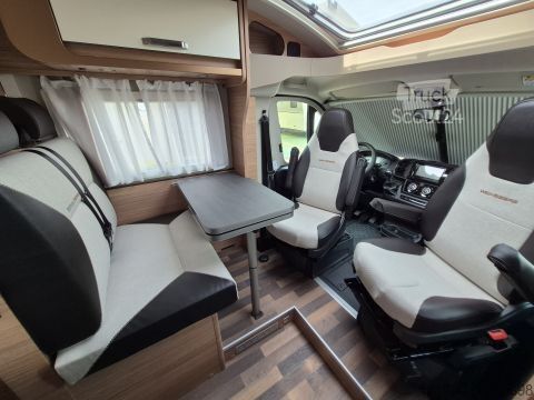 Teilintegriertes Wohnmobil Weinsberg CaraCompact 600 MEG EDITION [PEPPER] *TraumMobil*opt. Autark e*