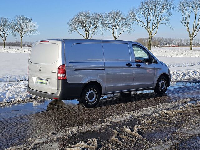 Camioneta familiar de techo alto MERCEDES-BENZ VITO 110 Lang WP-Inrichting!