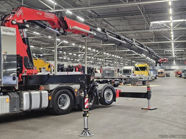 Crane truck Mercedes-Benz 3353 8x4 / FASSI 71  T/M + JIB / CRANE / KRAN