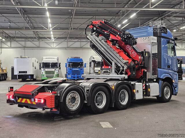 Vrachtwagen met kraan Mercedes-Benz 3353 8x4 / FASSI 71  T/M + JIB / CRANE / KRAN