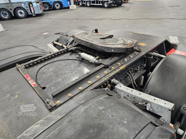 Standard-SZM Mercedes-Benz 3353 8x6 / FASSI 71 T/M + JIB / CRANE / KRAN