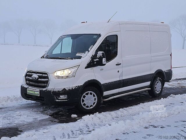 Carrinha de tejadilho alto FORD TRANSIT 2.0 L3H2 Navi Trekhaak
