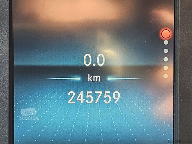 Camioneta familiar de techo alto MERCEDES-BENZ SPRINTER 319 V6 3.0 ltr VOLL EUR6