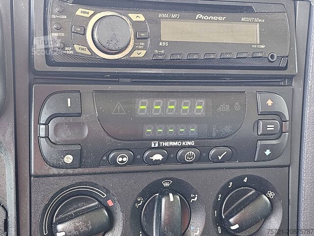 Refrigerated/frozen transport SCANIA P320 MANUAL THERMOKING