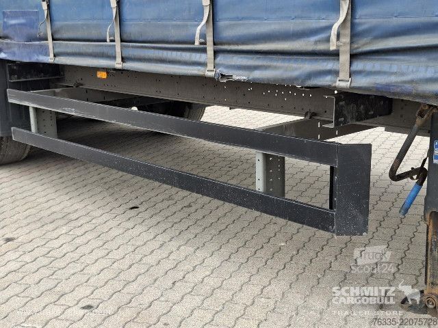 Отворено полуремарке с брезент Schmitz Cargobull Curtainsider Mega