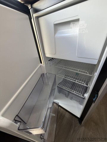 Autocaravana CARADO pro CV 602 Dieselheizung / Automatik / Aufstelld