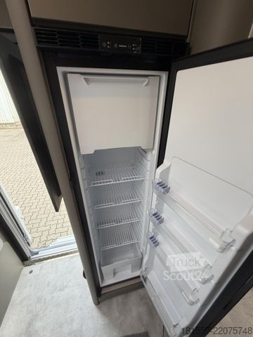 Halvintegrert bobil HYMER/ERIBA GT-S 685 Sofort Verfügbar, Sonderpreis, Autark