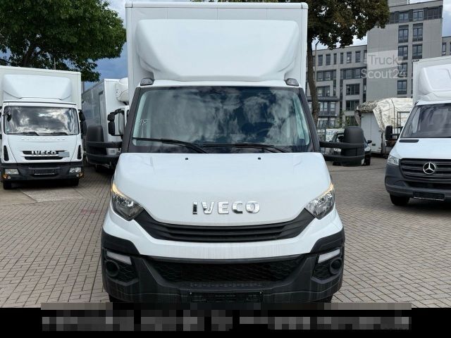 Transporter mit Koffer IVECO Daily 35s14 Möbel Maxi 4,38 l / 2,37 hoch 22 m³