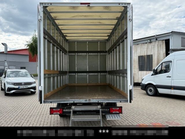 Transporter mit Koffer IVECO Daily 35s14 Möbel Maxi 4,38 l / 2,37 hoch 22 m³