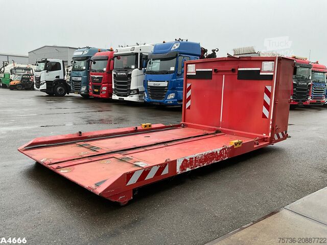 Abrollcontainer Flatcontainer met opbergruimte 