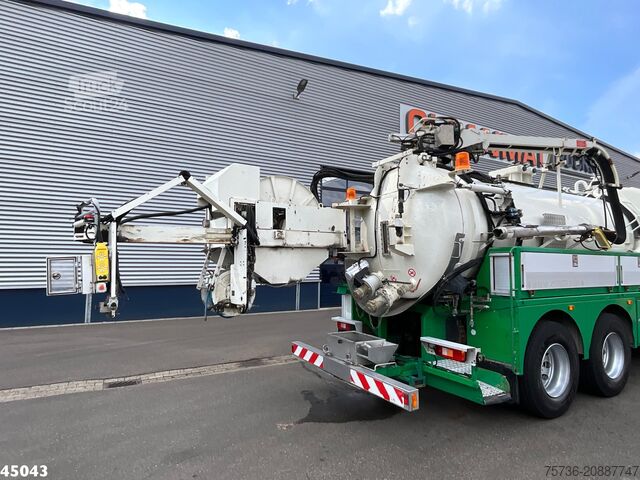 Vehículo de succión Volvo FM 340 6x4 7m³ Combi kolkenzuiger Just 159.037 km!