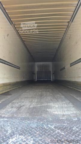 Skříňový návěs Krone Dry liner (location / rent)