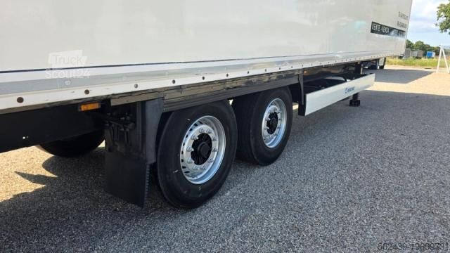 Skříňový návěs Krone Dry liner (location / rent)