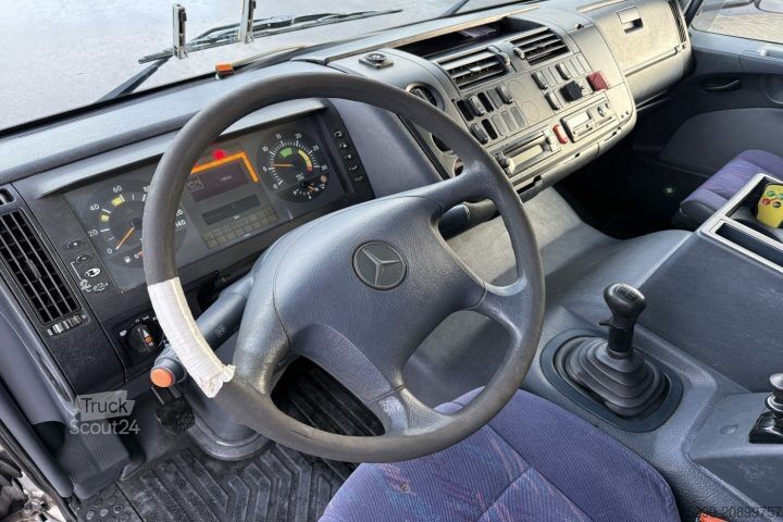 Camion caisson Mercedes-Benz Atego 1528 4x2 Koffer+HB / Swiss-Vehicle