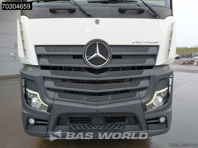 Standard-SZM Mercedes Actros 1845 4X2 GigaSpace Retarder MirrorCam Na...
