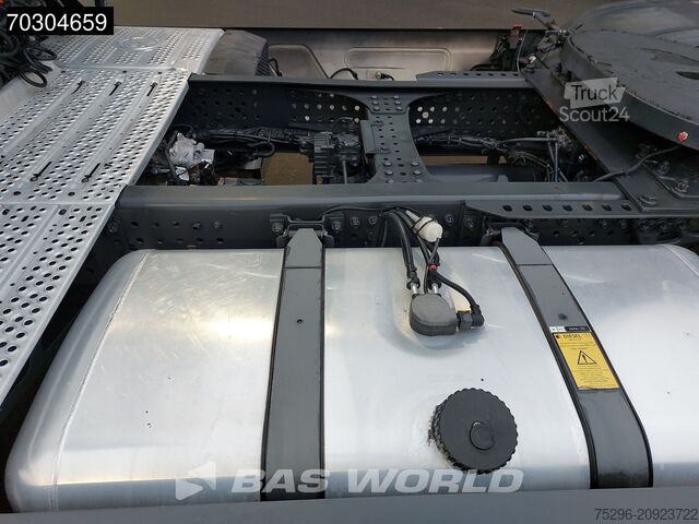 Standard-SZM Mercedes Actros 1845 4X2 GigaSpace Retarder MirrorCam Na...