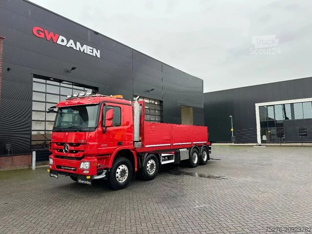 Maleta  Actros 4151 V8 8x4  Euro 5