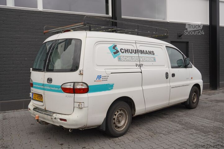 Umpikorja-auto Hyundai H 200 2.5 TCI 100PK L2 - Imperiaal - Trekhaak -...