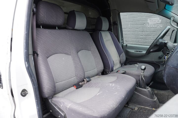 Umpikorja-auto Hyundai H 200 2.5 TCI 100PK L2 - Imperiaal - Trekhaak -...