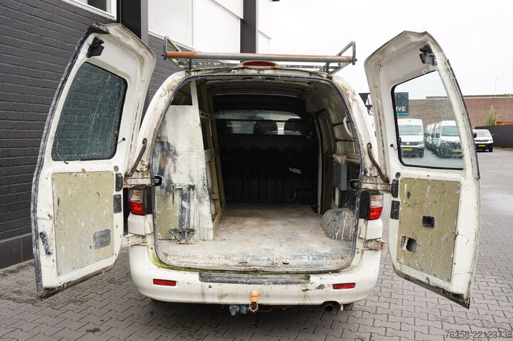 Umpikorja-auto Hyundai H 200 2.5 TCI 100PK L2 - Imperiaal - Trekhaak -...