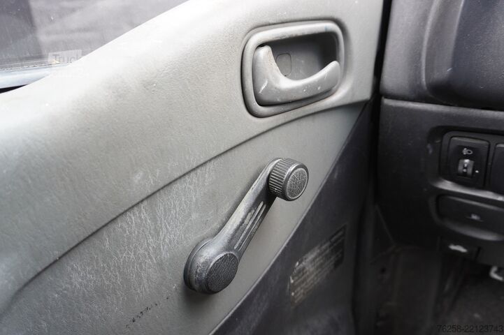 Umpikorja-auto Hyundai H 200 2.5 TCI 100PK L2 - Imperiaal - Trekhaak -...