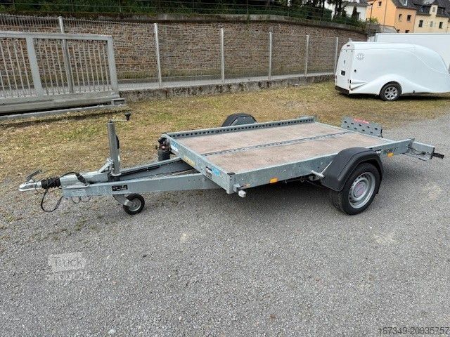 Motociklu piekabe STEMA WOM XT 1.300kg - Absenkanhänger für 2 Motorräder