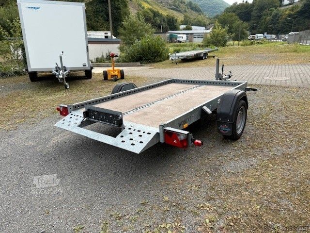 Motociklu piekabe STEMA WOM XT 1.300kg - Absenkanhänger für 2 Motorräder