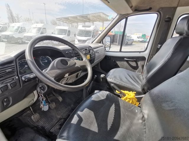 Sklápěcí dodávka GAZ ELLE 2.6TD/85kw 4X4 KIPPER/6 SITZE/ AHK