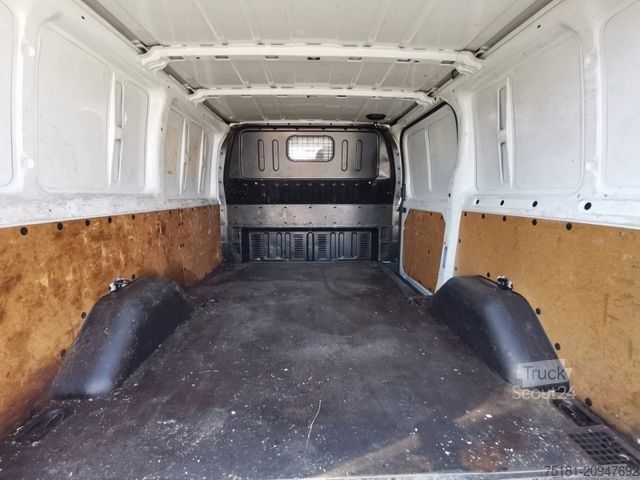 Furgone FORD Transit 2.2TDCI/92kw L1H1/ AHK