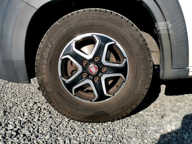 Vans ar augstu jumtu FIAT Ducato 180/2.3 AT/ L4H2/ 6 SITZE/ KLIMA/ NAVI