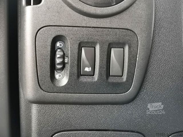 Furgon cu prelată laterală RENAULT Master 165DCI PRITSCHE 8PAL/ KLIMA