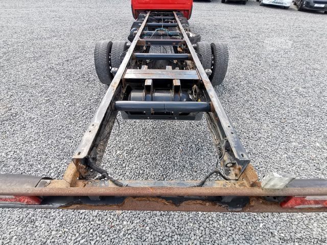 Furgonalváz IVECO Daily 65C14 CNG/HI-MATIC/FAHRGESTELL 4750mm/LUFT