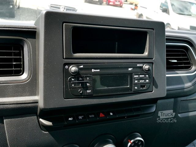 Dubă cu caroserie tip cutie RENAULT Master 165DCI KOFFER 8PAL/ LBW/ KLIMA