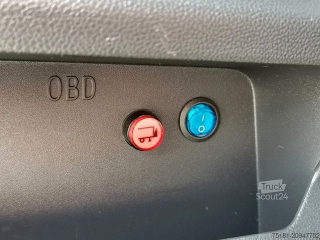 Dubă cu caroserie tip cutie RENAULT Master 165DCI KOFFER 8PAL/ LBW/ KLIMA