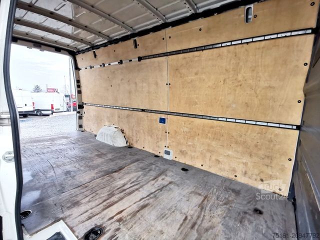 Furgon z wysokim dachem VOLKSWAGEN Crafter 2.5TDI/80KW MAXI/ KLIMA/ NAVI