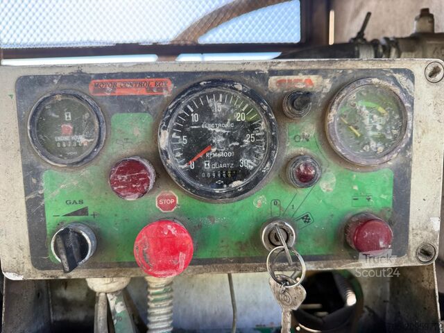 φορτηγό αντλίας σκυροδέματος Iveco Magirus 330