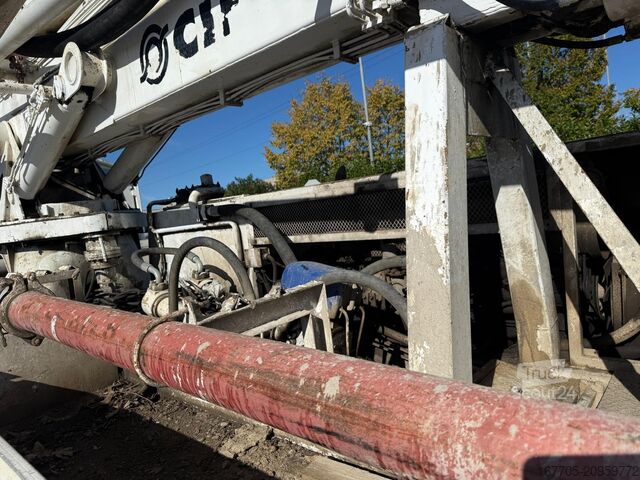 φορτηγό αντλίας σκυροδέματος Iveco Magirus 330